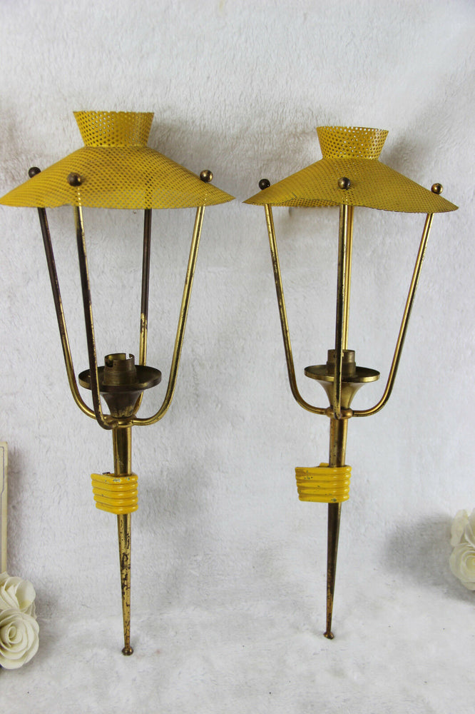 PAIR Retro wall lights sconces mategot for Maison ARLUS 1950's yellow
