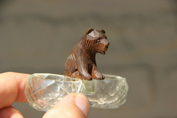 Antique PAIR hand Black forest wood carved swiss bear statue salt pepper set