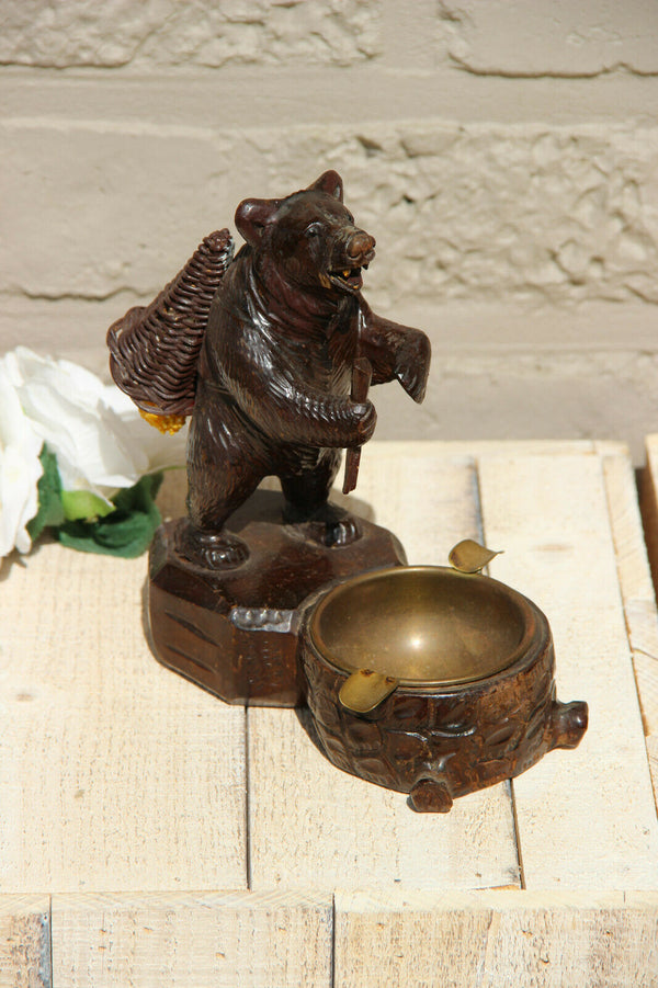 Antique hand Black forest wood carved swiss bear statue ashtray