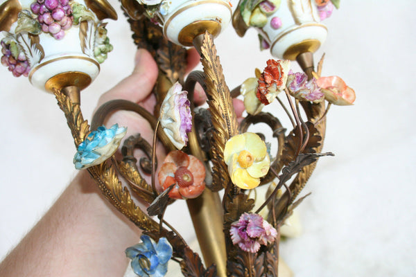 Vintage Italian porcelain flower Wall light 3 arms 1970's metal sconce