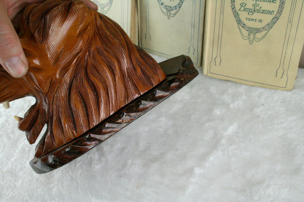 VTG Black forest design Wood carved Swiss Cigarettes box tiger glass eyes