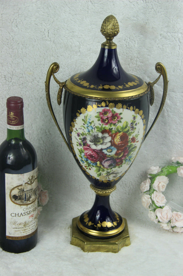 French cobalt blue Vase in sevres porcelain 1960