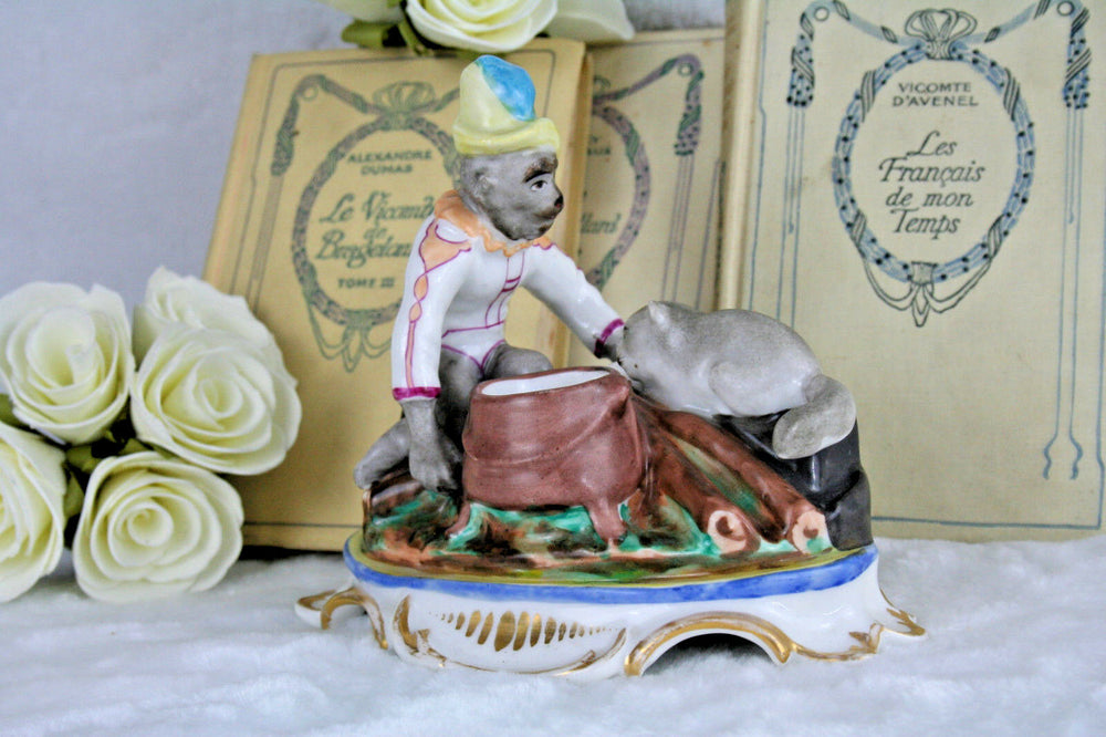Unusual Paris Porcelain Inkstand inkwell monkey cat   FRANCE 19th c petit