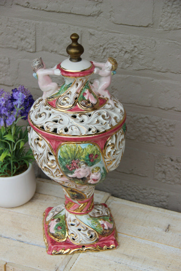 Vintage italian Capodimonte porcelain putti angels Vase 1960