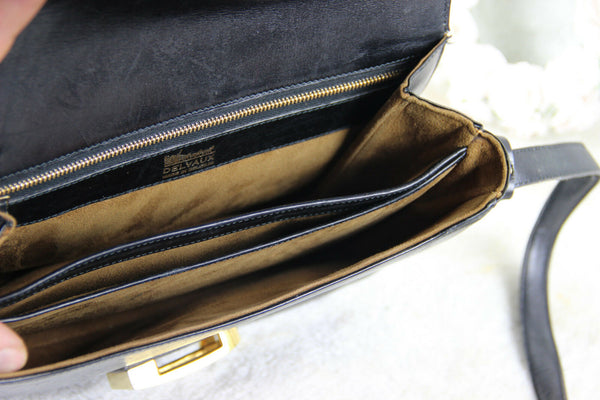 Vintage DELVAUX Black leather handbag bag 1970s