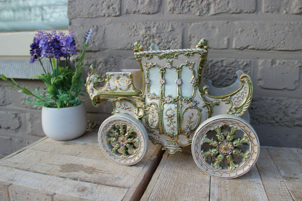 Wilhelm Schiller Sons Majolica Barbotine coach statue Vase Centerpiece