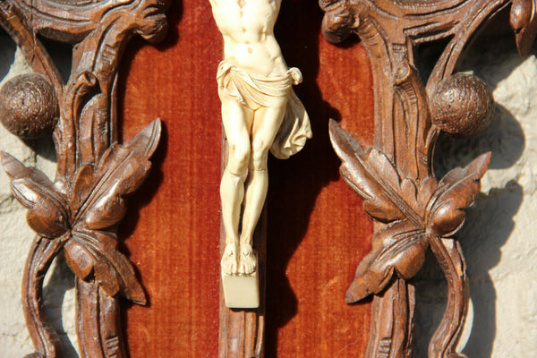 Rare Antique Black FOREST wood carved crucifix meerschaum holy water font