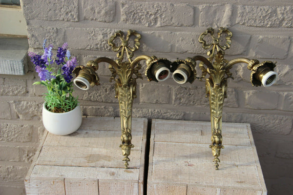 French Vintage bronze louis XVI Wall lights sconces