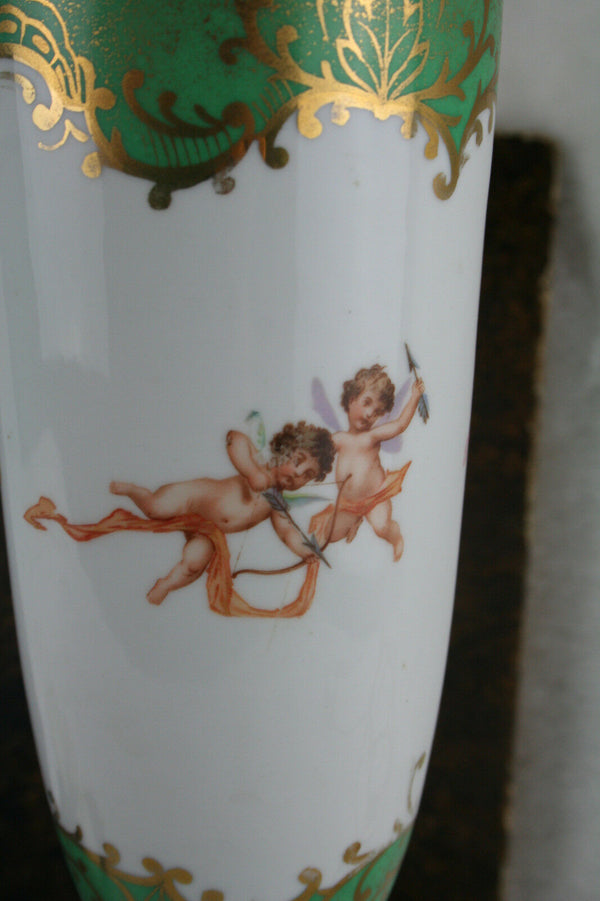 French Vintage 1950's Cherubs angels porcelain green table lamp