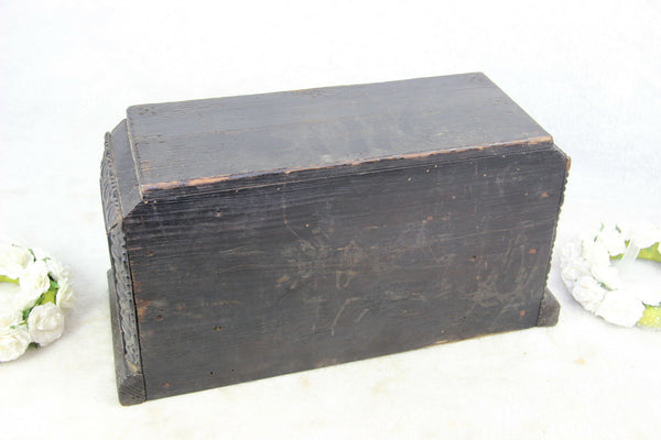 Antique 1879 Wood carved faience hand paint putti romantic cupido Base signed