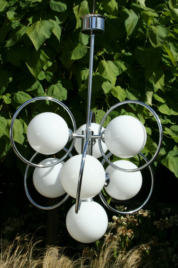 Mid-century Space age retro atomic sputnik 7 opaline glass globes chandelier 60'