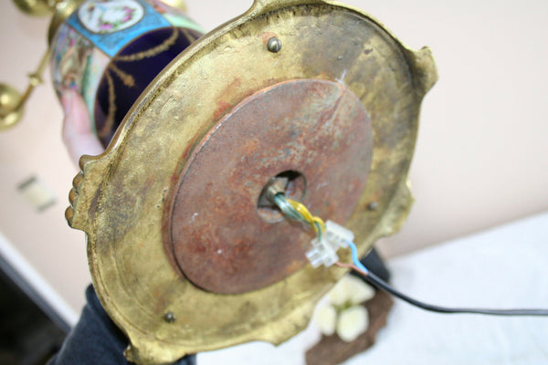 Gorgeous French Candelabra lamp 4 arms in sevres pocelain bronze base top piece