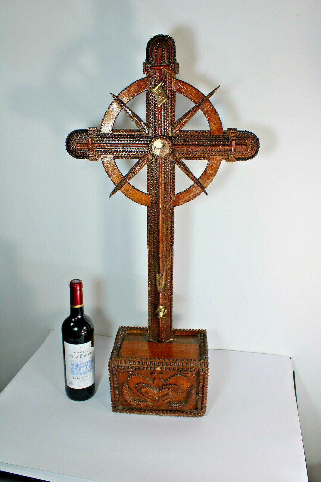 Antique 31.8" xL Tramp art cigar wood carved crucifix cross