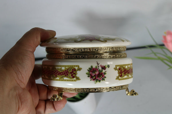 Italian porcelain floral porcelain bonbonniere box lion paws marked