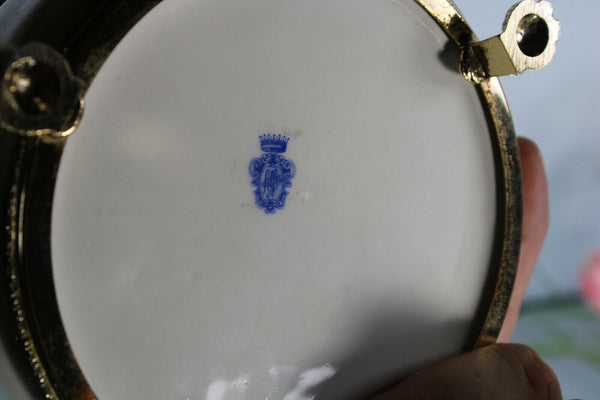 Italian porcelain floral porcelain bonbonniere box lion paws marked