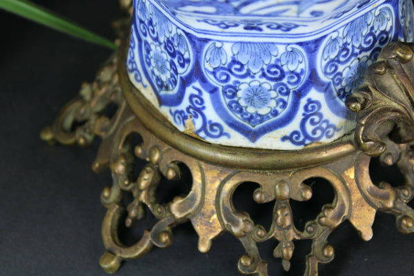Antique Delft pottery birds floral decor Vase mounted lamp