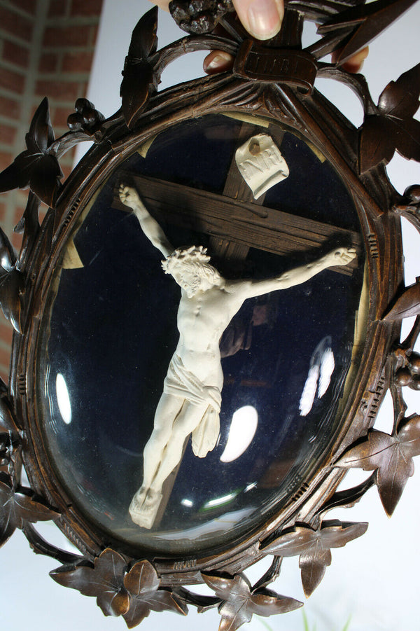 Antique napoleon III black forest wood carved frame plaque crucifix christ