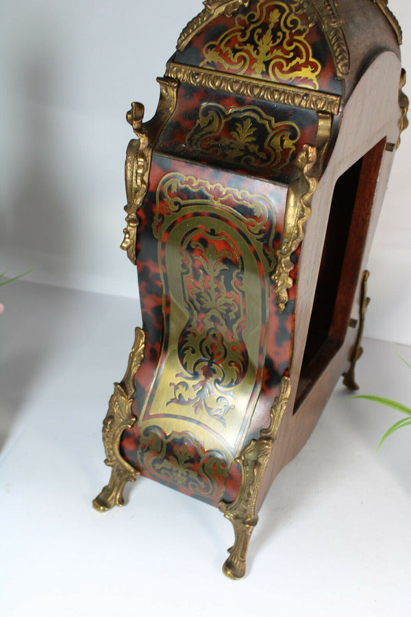 Large Boulle mantel clock inlay decor caryatid head