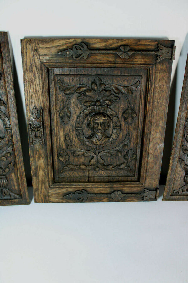 Set 3 woód carved portrait head panels cabinet