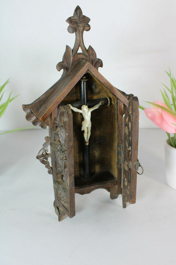 Antique Black Forest wood carved religious chapel crucifix mother pearl corpus