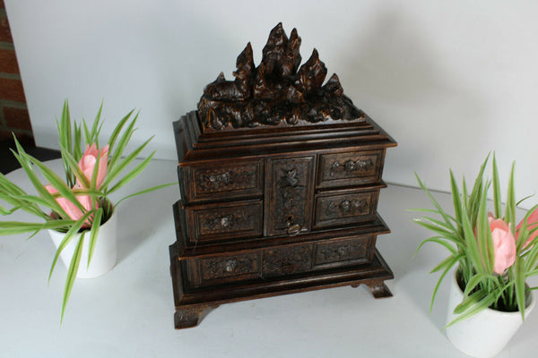 Antique black forest wood carved Deer animal jewelry box  rare velvet