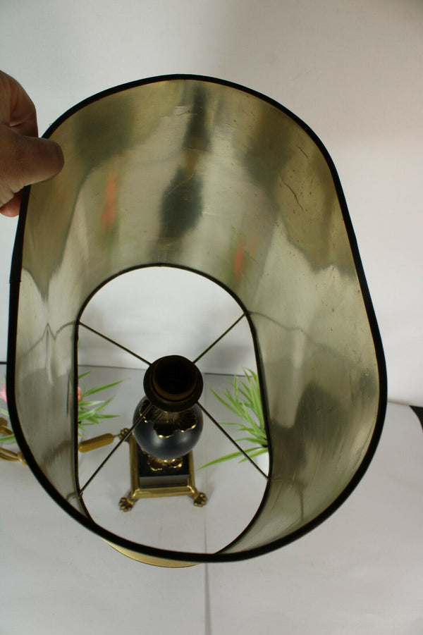 Hollywood regency wood ostrich egg black lion paw Table lamp attr jansen