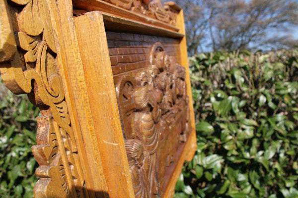 Vintage 1950 Wood carved italian 1960 LAst supper relief wall panel religious