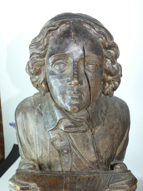 PAIR 1800s Neo gothic wood carved bust statue sculpture coat of arms religious