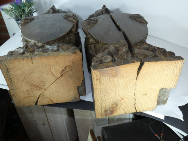 PAIR 1800s Neo gothic wood carved bust statue sculpture coat of arms religious