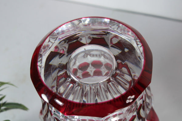 VAL SAINT LAMBERT Ruby red crystal glass cut vase signed