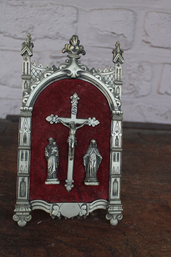 Antique neo gothic standing crucifix calvary brass velvet niche rare