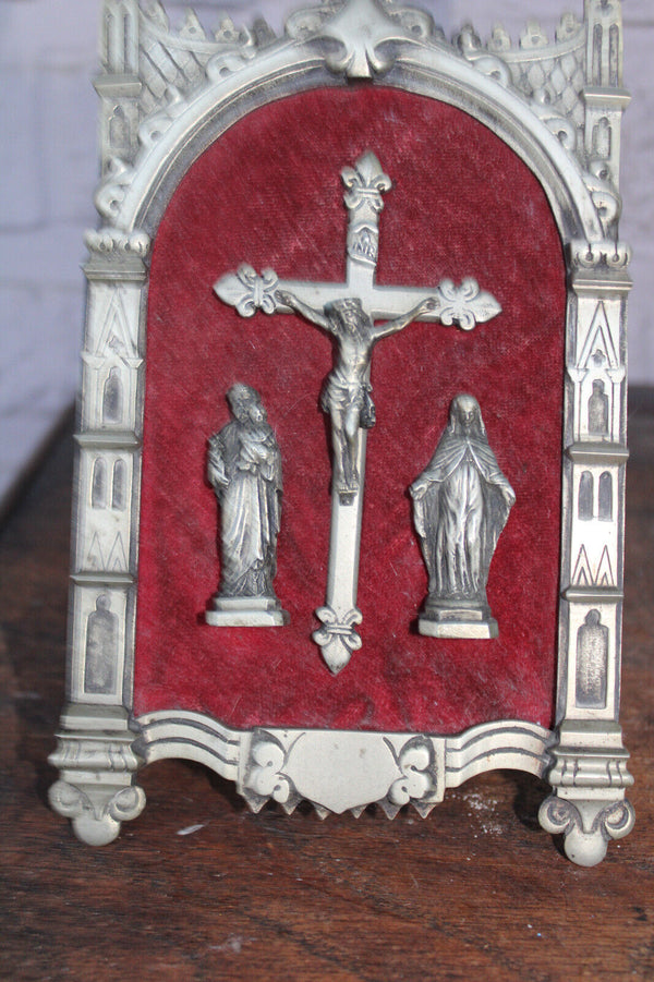 Antique neo gothic standing crucifix calvary brass velvet niche rare