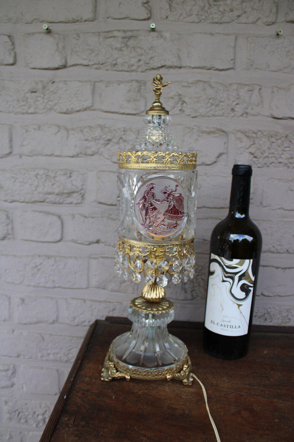 Vintage 70s Glass crystal engraved scene table lamp putti cherub