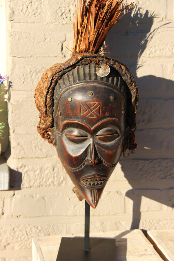 Chowke African Wood carved mask circa 1940-1950 on stand