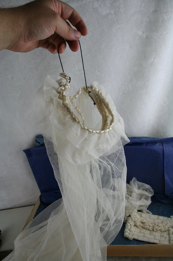 Exclusive RARE  communion lace veil + purse + photo 1931 original box religious