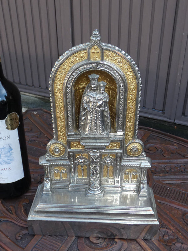 Vintage religious chapel niche Madonna statue 1970