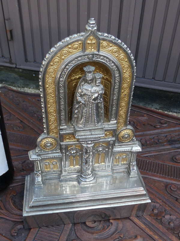 Vintage religious chapel niche Madonna statue 1970