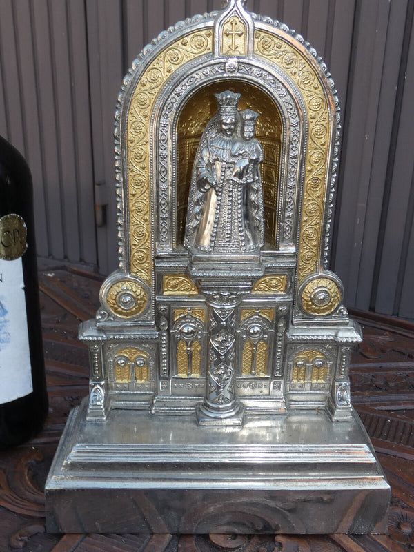 Vintage religious chapel niche Madonna statue 1970