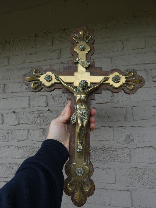 Antique Bronze wood Fleur de lys symbol Wall crucifix cross religious