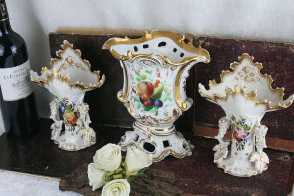 cvvcvAntique french Vieux paris porcelain set vases fruits floral 1925