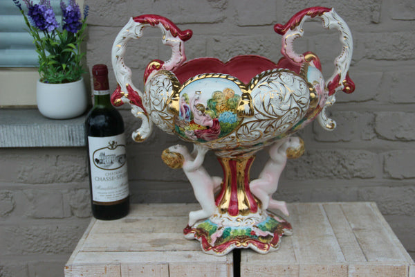 Huge italian Capodimonte porcelain Ceramic putti romantic Centerpiece vase