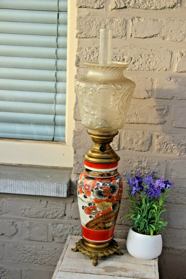 Antique japanese kutani porcelain birds oil lamp peacock glass shade rare