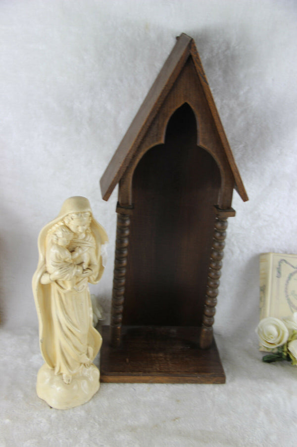 French Chalkware Madonna Guelfi signed in wood carved chapel 1930's religious