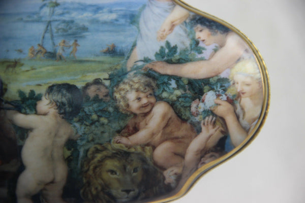 French porcelain Limoges Box putti cherub romantic 1950