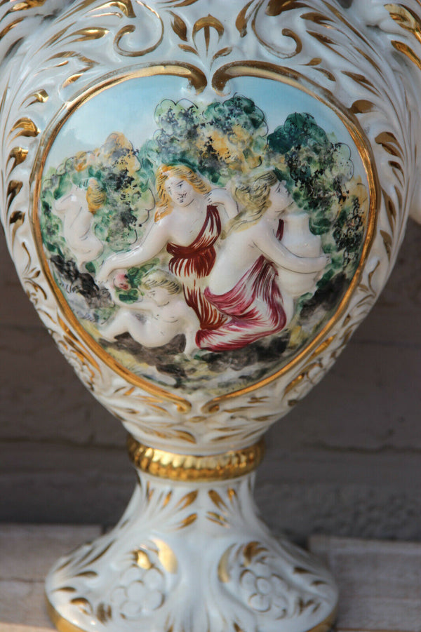 Rare Italian Capodimonte marked porcelain Vase putti romantic scene