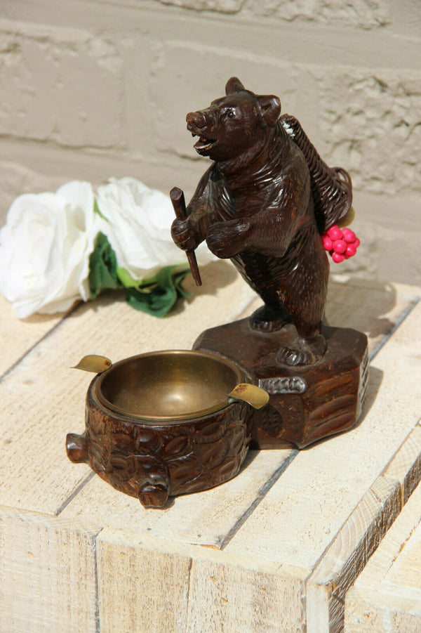 Antique hand Black forest wood carved swiss bear statue ashtray