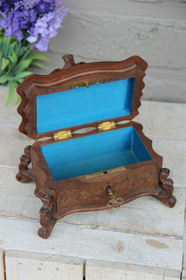 Antique Swiss black forest wood carved jewelry trinket box birds nest  velvet