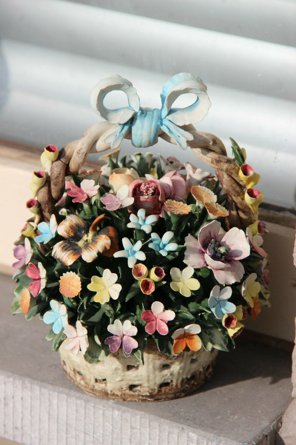 Vintage CAPODIMONTE italian Centerpiece majolica flower bouquet marked 1960