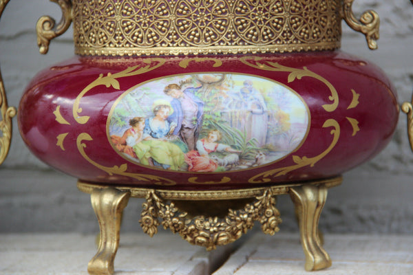 French Limoges burgundy Red victorian scene porcelain Box marked