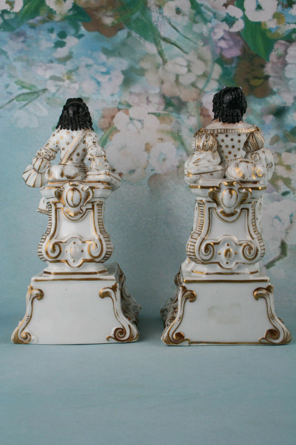 Rare Pair Vieux Paris vieux bruxelles  Porcelain Marquis MArquise figurines